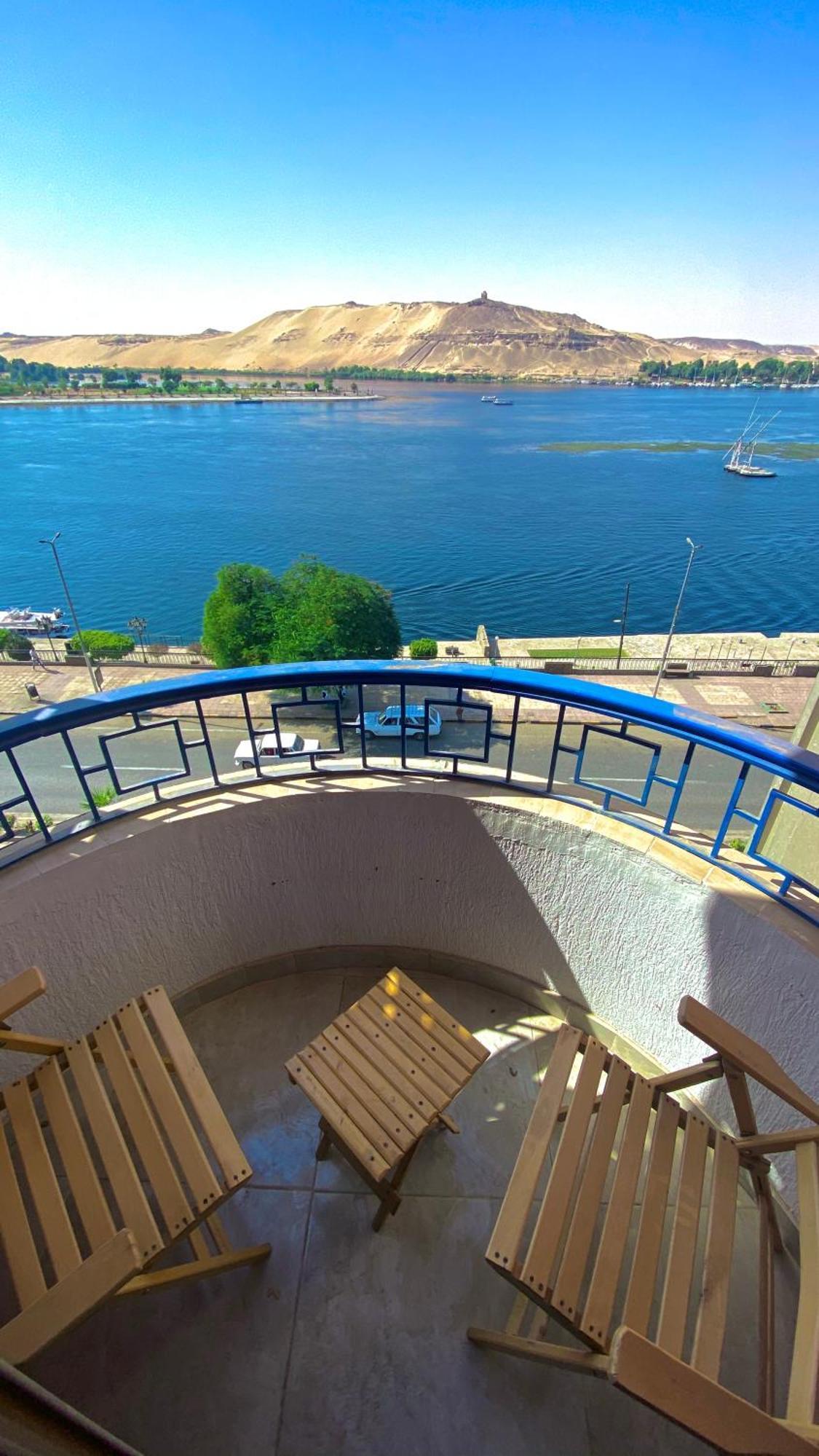 Aswan View 3 Bedrooms Exterior foto